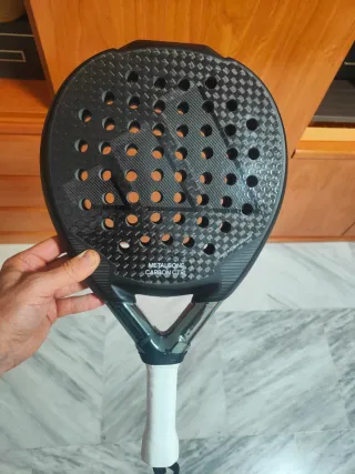 Adidas Metalbone Carbon Control