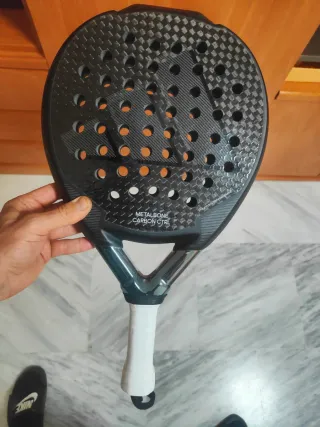 Adidas Metalbone Carbon Control