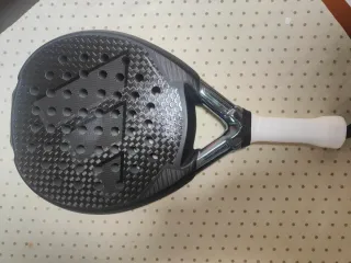 Adidas Metalbone Carbon Control