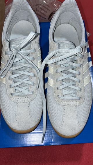 Adidas Bambas azules y Blancas