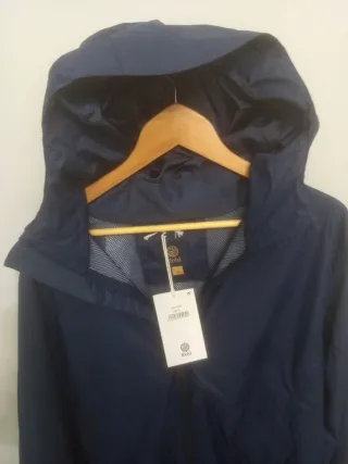 Chaqueta cortavientos Reld con capucha azul