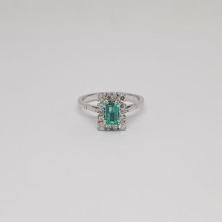 Sortija Oro Blanco Esmeralda Brillantes