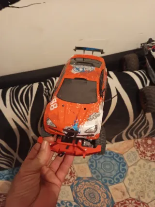 Coche RC Hot Wheels Todoterreno