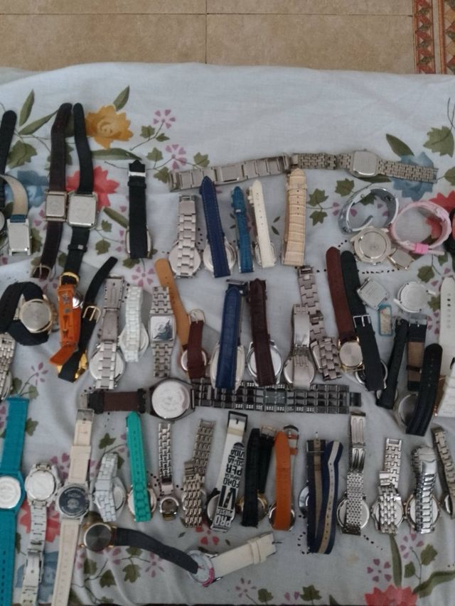 Lote de relojes variados