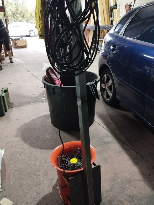 Ventilador Extractor Portátil de 320w marca vevor