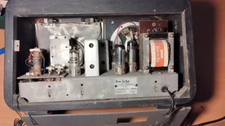 Radio Antigua Invicta Modelo 5304