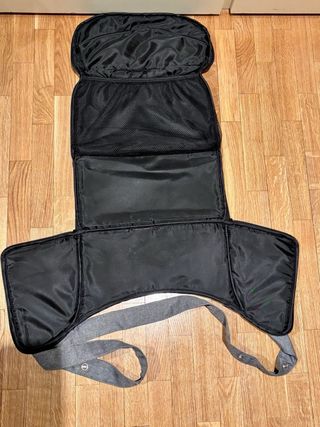 Mochila cambiador para carro de bebé gris