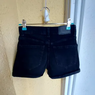 Shorts vaqueros negros Pull&Bear Talla