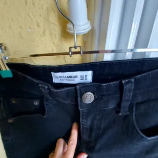 Shorts vaqueros negros Pull&Bear Talla
