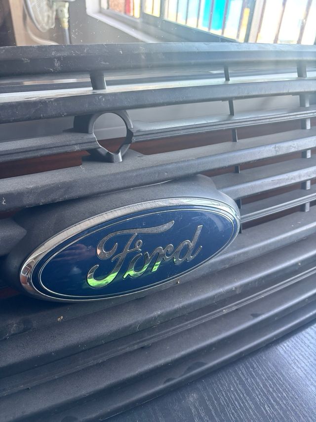 Parrilla Ford Transit 2014-2019 Original