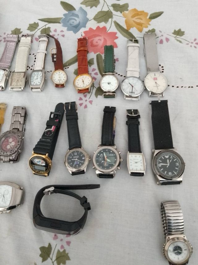 Lote de Relojes Varios Estilos