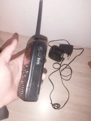 Radio VHF/GPS Simrad HH36 precio negociable