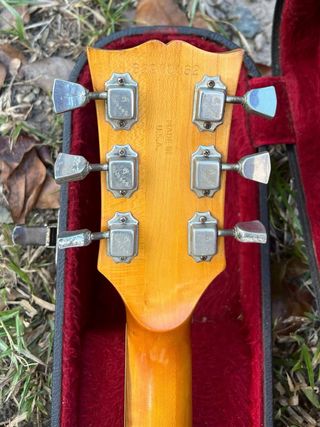 Gibson Les Paul Deluxe 1979 - 80 Gold top