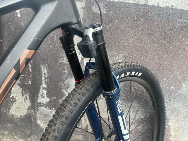 Orbea Oiz Flight Attendant