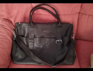 Bolso marrón de piel