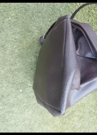 Bolso marrón de piel