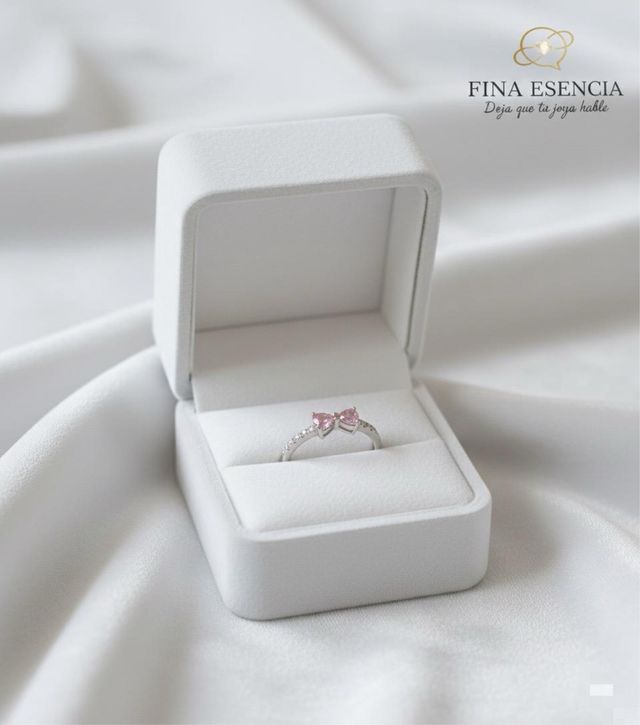 Anillo de lazo de plata de ley 925.