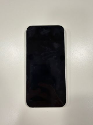 Apple iPhone 14 Plus bianco con custodia, senza caricatore