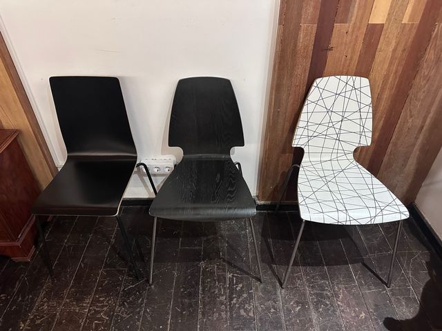 Cadeiras modernas de madeira e metal - Pacote ou unidade