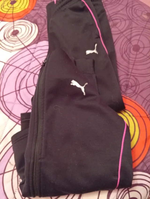 Chándal niña Puma negro con detalles rosas