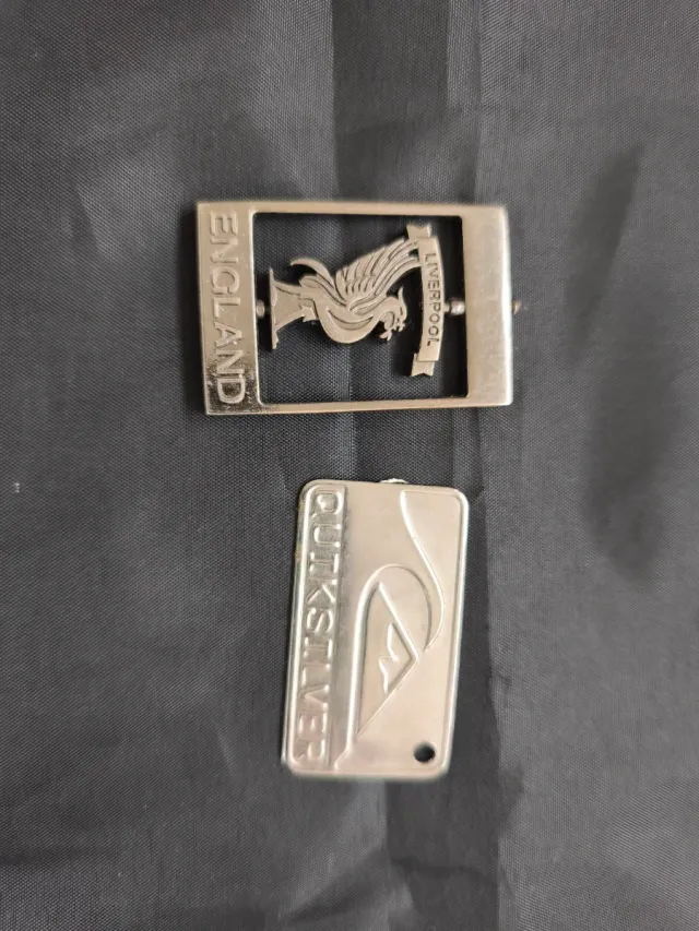 Porta chaves Liverpool e Quiksilver