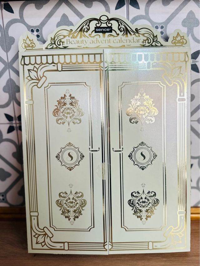 Calendario de Adviento Beauty Sence Dorado