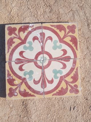 Baldosas hidráulicas decoradas