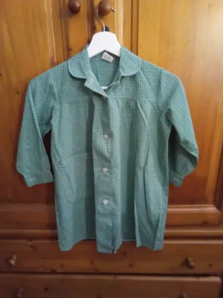 Baberos verde y rojo