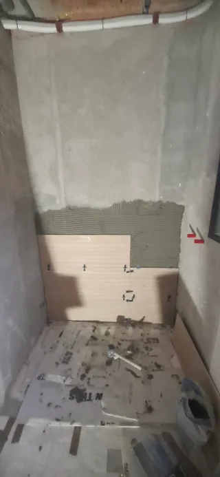 Trabajo todo tipo de reformas baños cocinas vallas