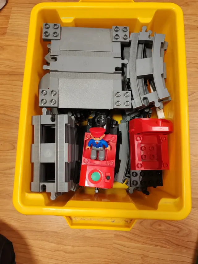 Tren+ vías Lego Duplo Rojo