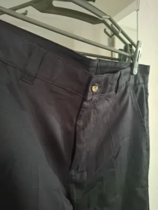 Pantalón chino vestir talla 42 azul marino.