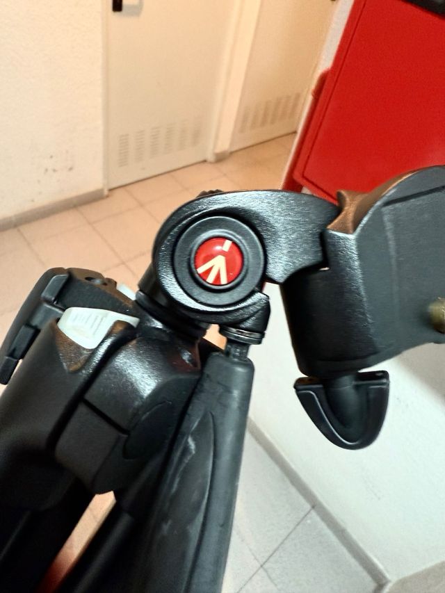 Trípode Manfrotto 7321YB