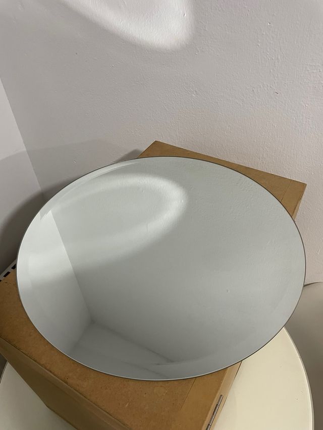 Tres espejos redondos