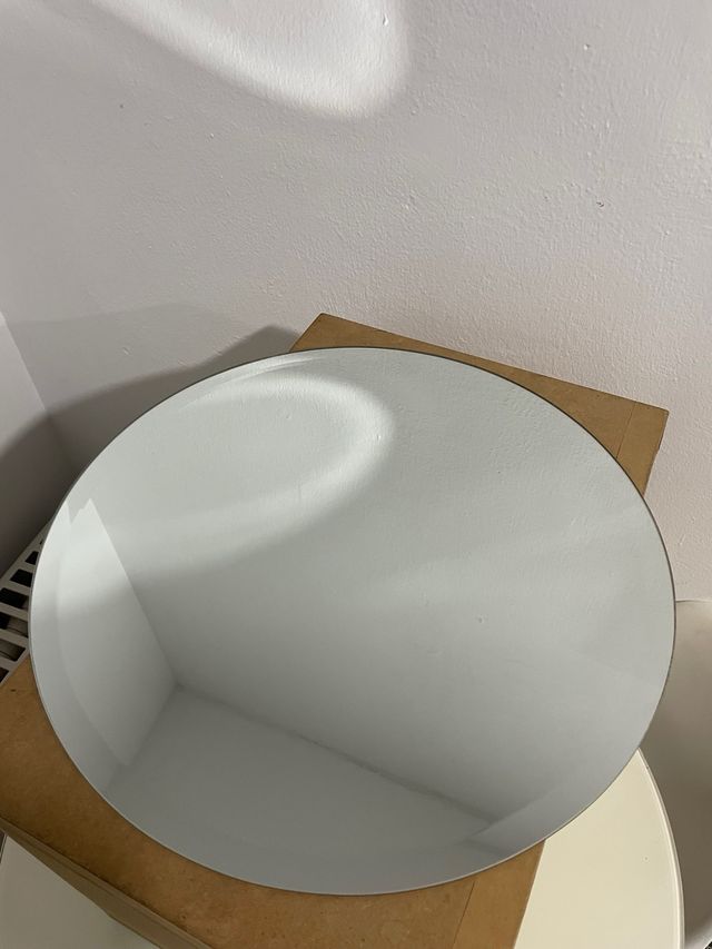 Tres espejos redondos