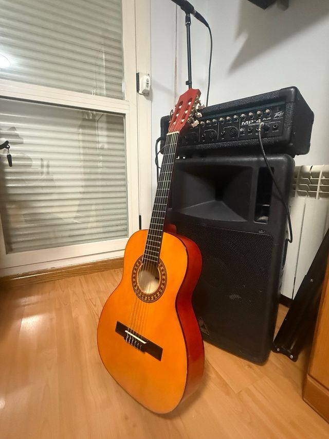 Guitarra Naranja