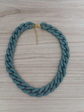 Collar Corto de Eslabones Grandes Verde Azulado