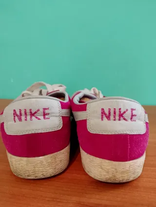Scarpe Nike rosa vintage come da foto