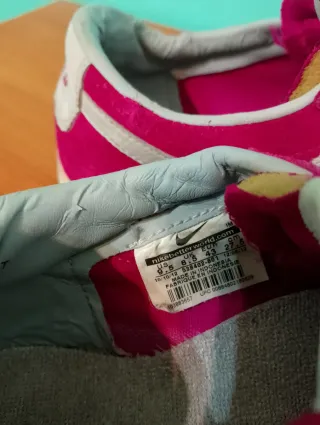 Scarpe Nike rosa vintage come da foto