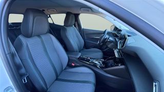 Peugeot 2008 PureTech 130 S&S Allure Pack EAT8 96 kW (130 CV)