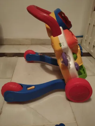 Correpasillos Chicco con formas