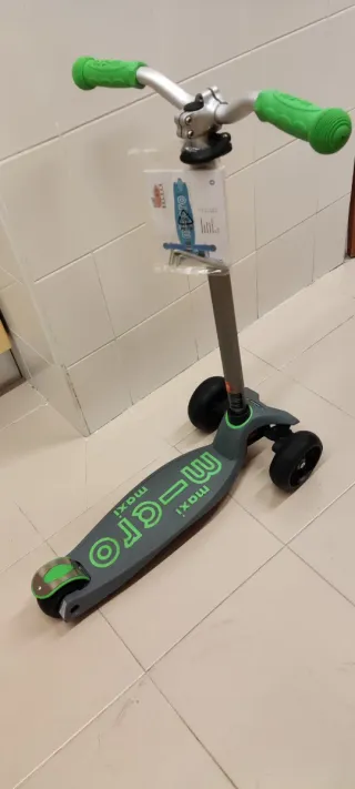 Patinete Maxi Micro (como nuevo)