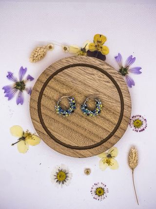 Pendientes Aro Abalorios Azul y Plateado