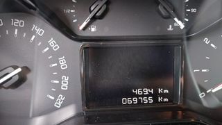 TOYOTA 1.5D 75kW 100CV GX Larga FURGON 3 PLAZAS