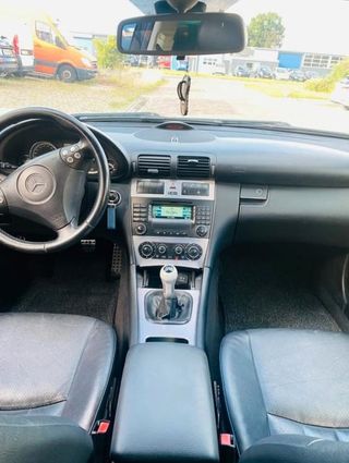 Mercedes-Benz Clase C 2006