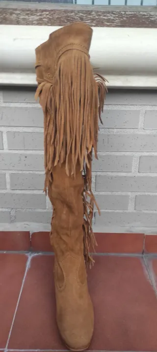 Botas mosqueteras ante 100% con flecos NUEVAS
