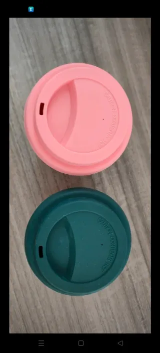 Tazze da asporto con tappo