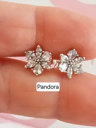 Pendientes Pandora Flor Transparente