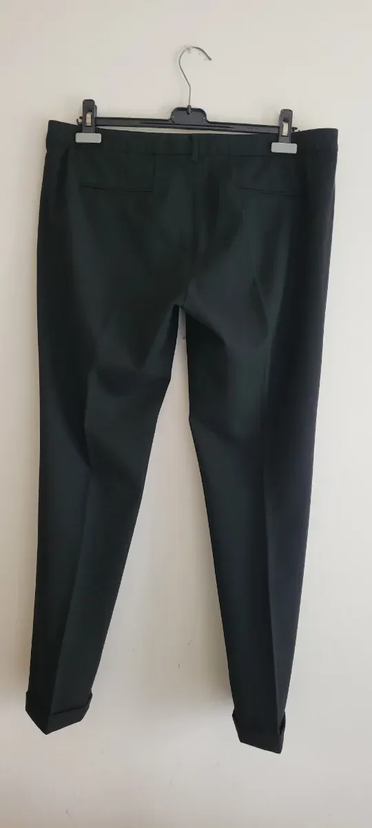 Pantaloni neri eleganti