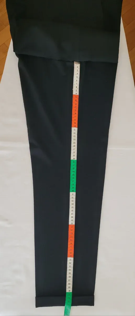 Pantaloni neri eleganti