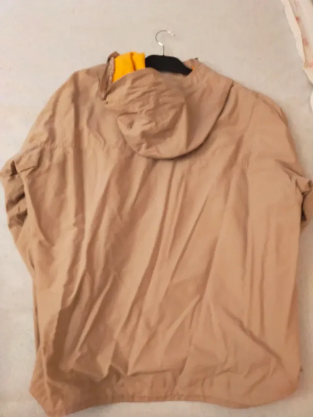 Abrigo Decathlon Hombre Beige/Amarillo